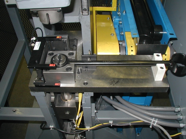 Servo Press Bar Loaded 640x480.jpg